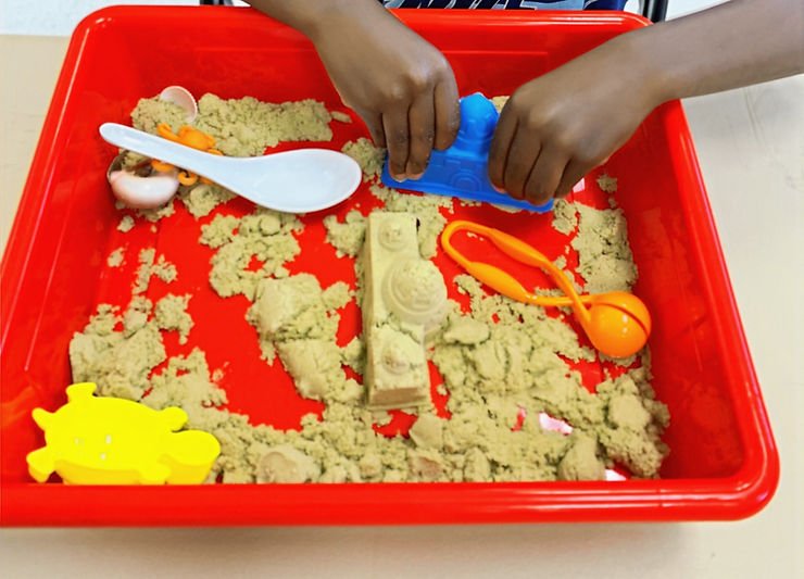 sensory-bins-that-are-great-for-fine-motor-skills