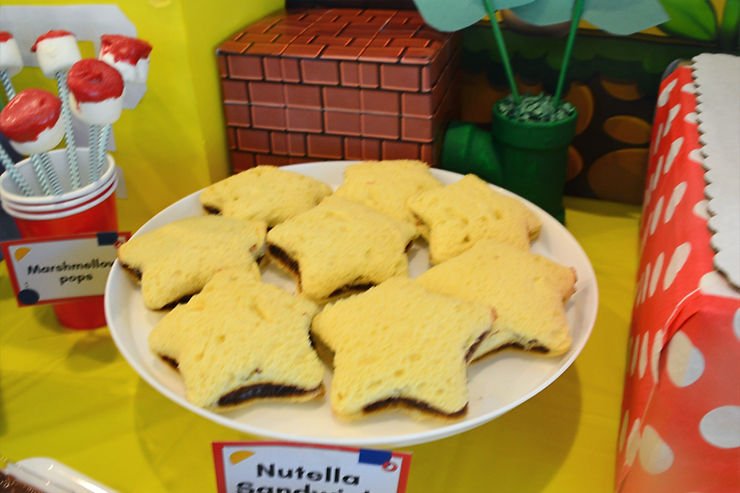 Starman nutella sandwiches for mario themed party 
