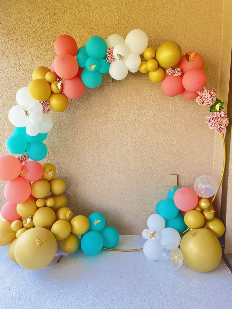 Balloon garland decor